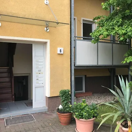 Schoene, Neu Moeblierte 63 Qm Grosse  Niederdorla